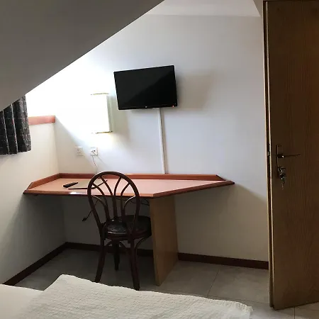 Nazionale Alojamento de Acomodação e Pequeno-almoço 2*
